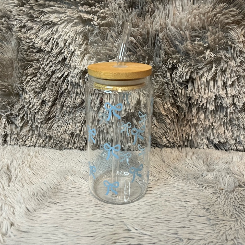 🎀 Blue Bow 16oz Glass Tumbler